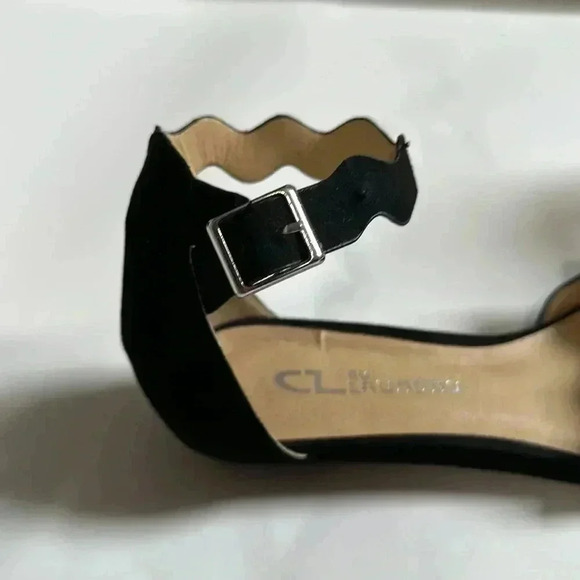CL by Laundry black flat strap around ankle size 6 1/3 - Picture 3 of 5